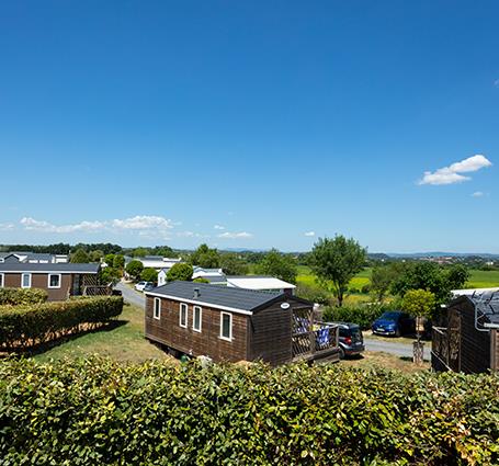 The comfortable rental accommodations at Les Amandiers campsite in the Hérault, to relax you during your stay